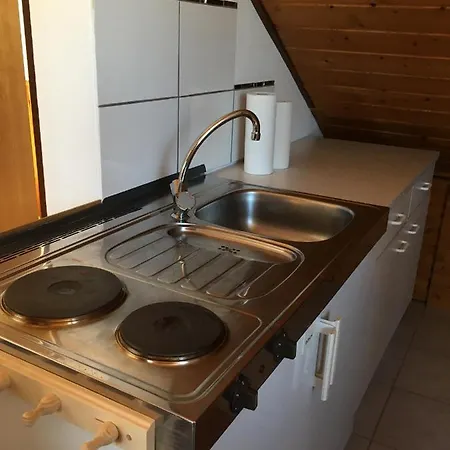 Sonnige Dachgeschosswohnung Appartement *