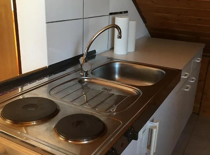 Sonnige Dachgeschosswohnung Apartmán *