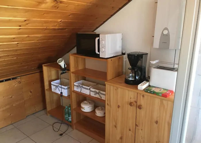 Sonnige Dachgeschosswohnung Niederkassel